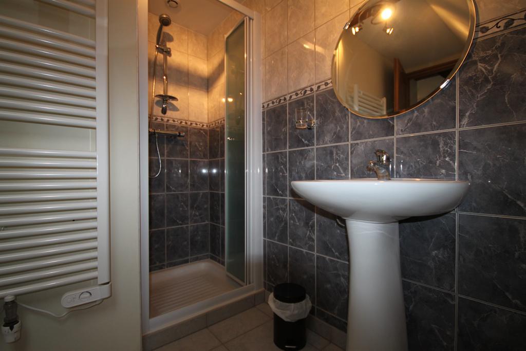 Chambres D'Hotes La Difference-Le Pressoir Rouelle Room photo