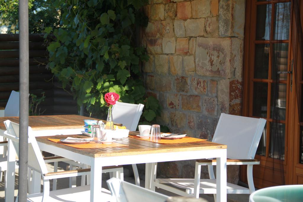 Chambres D'Hotes La Difference-Le Pressoir Rouelle Exterior photo